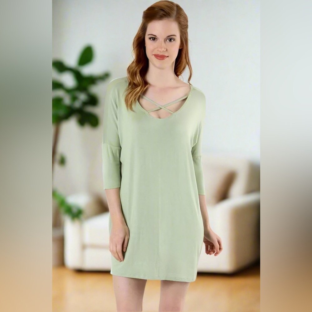Small NEW Womens Long Mint Green Top Criss Cross Strap V-Neck